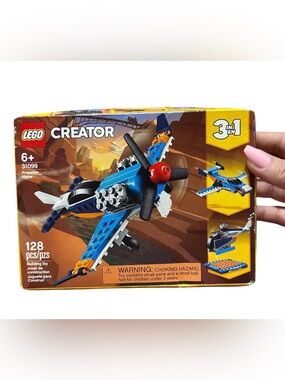 LEGO Creator Blue and Black Propeller Plane Building Set (128 pcs)